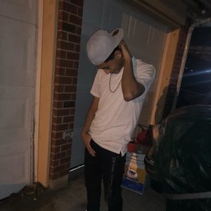 Meet your Posher, Leonel